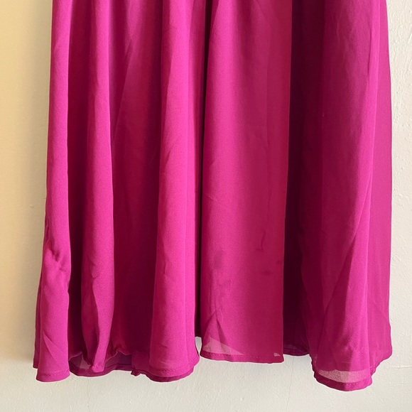 Dress - Picture 2 of 9